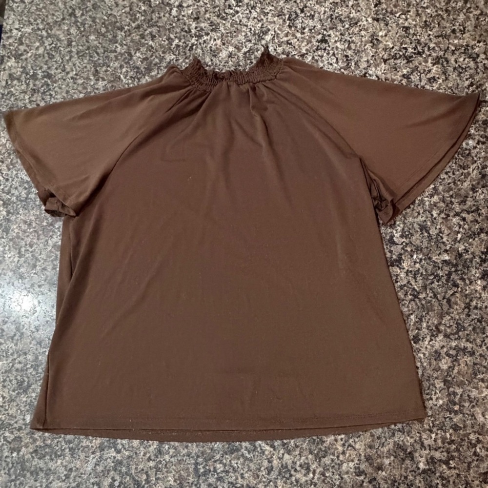 A New Day Womens Brown Smocked High Neck Flutter Sleeve Blouse Large VN1247024